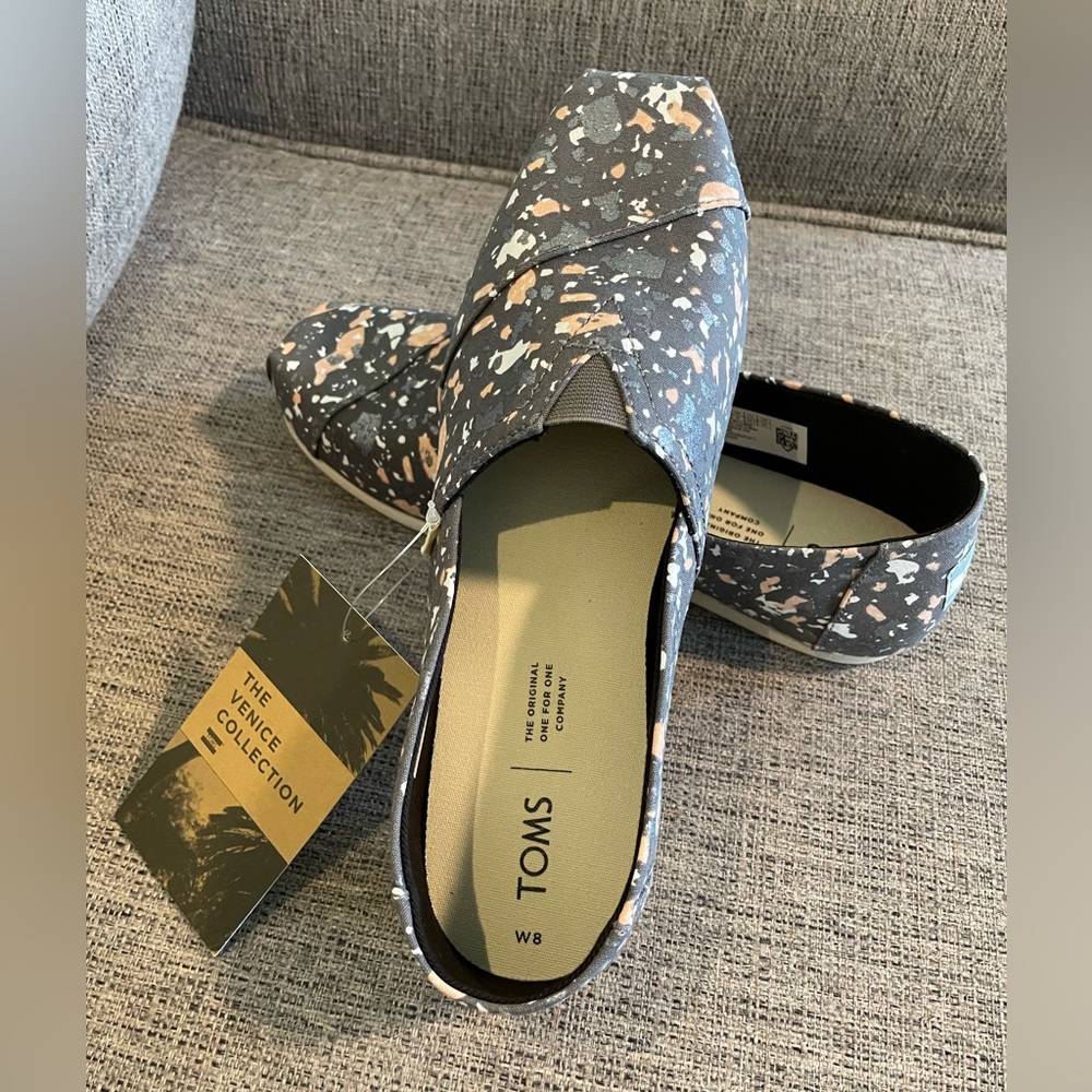 NWT Toms Classic Canvas slip ons size 8 in Iron Grey Metallic Granite Fleck
